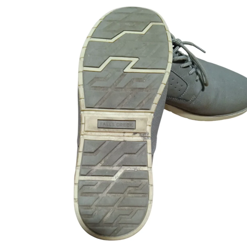 Falls Creek Gray‎ and White men's Casual Dress Shoes size 9.5